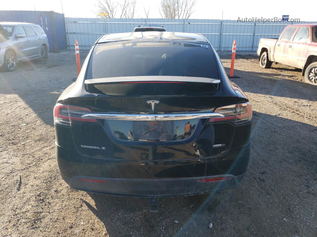 2018 Tesla Model X  Black vin: 5YJXCBE20JF120508