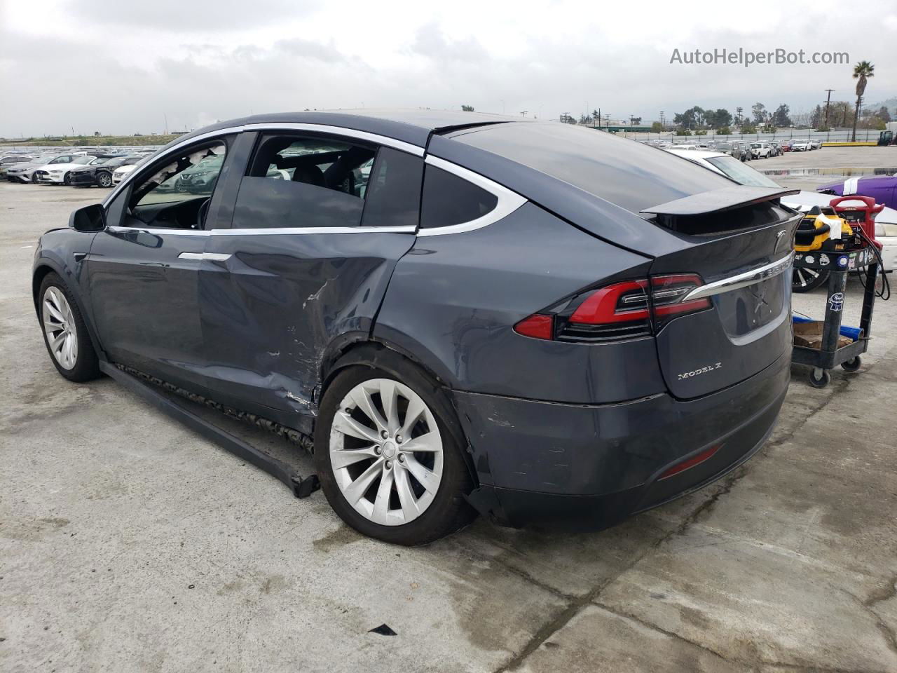 2019 Tesla Model X  Серый vin: 5YJXCBE20KF152036