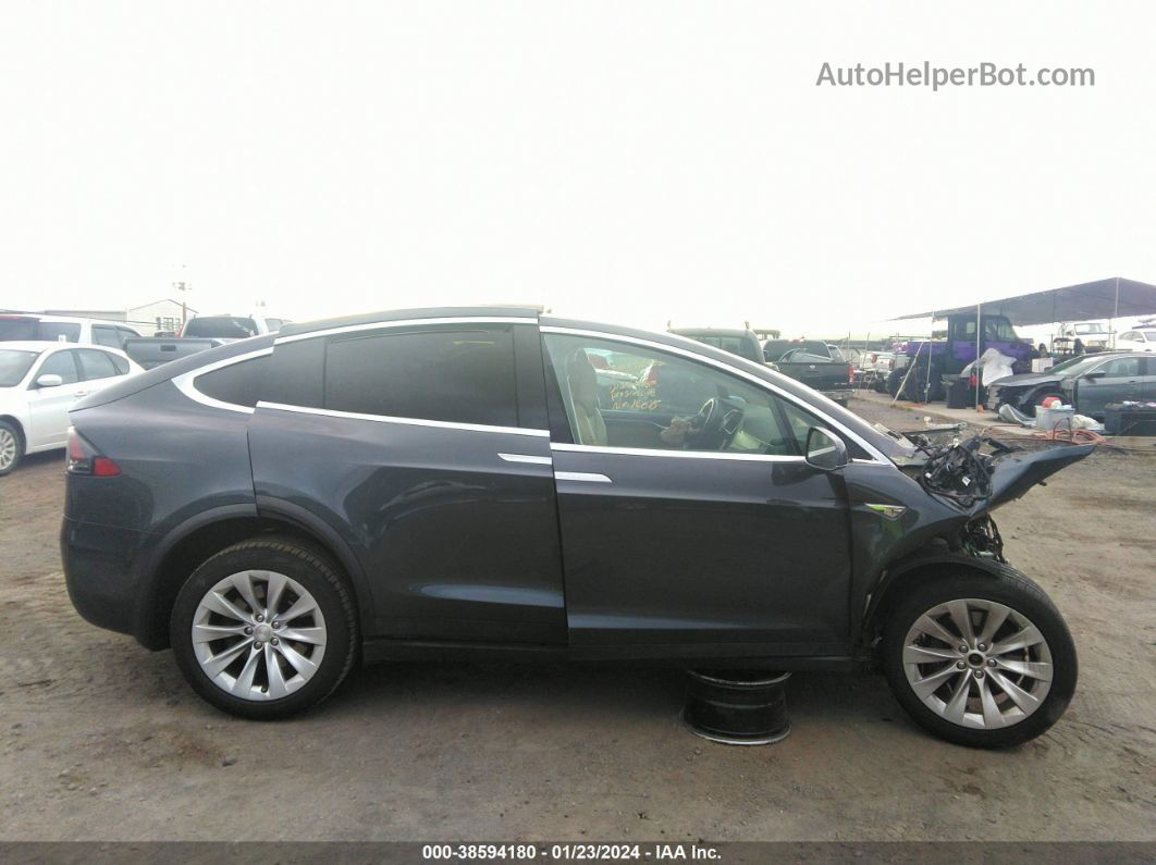 2016 Tesla Model X 60d/70d/75d/90d/p100d Серый vin: 5YJXCBE21GF004811