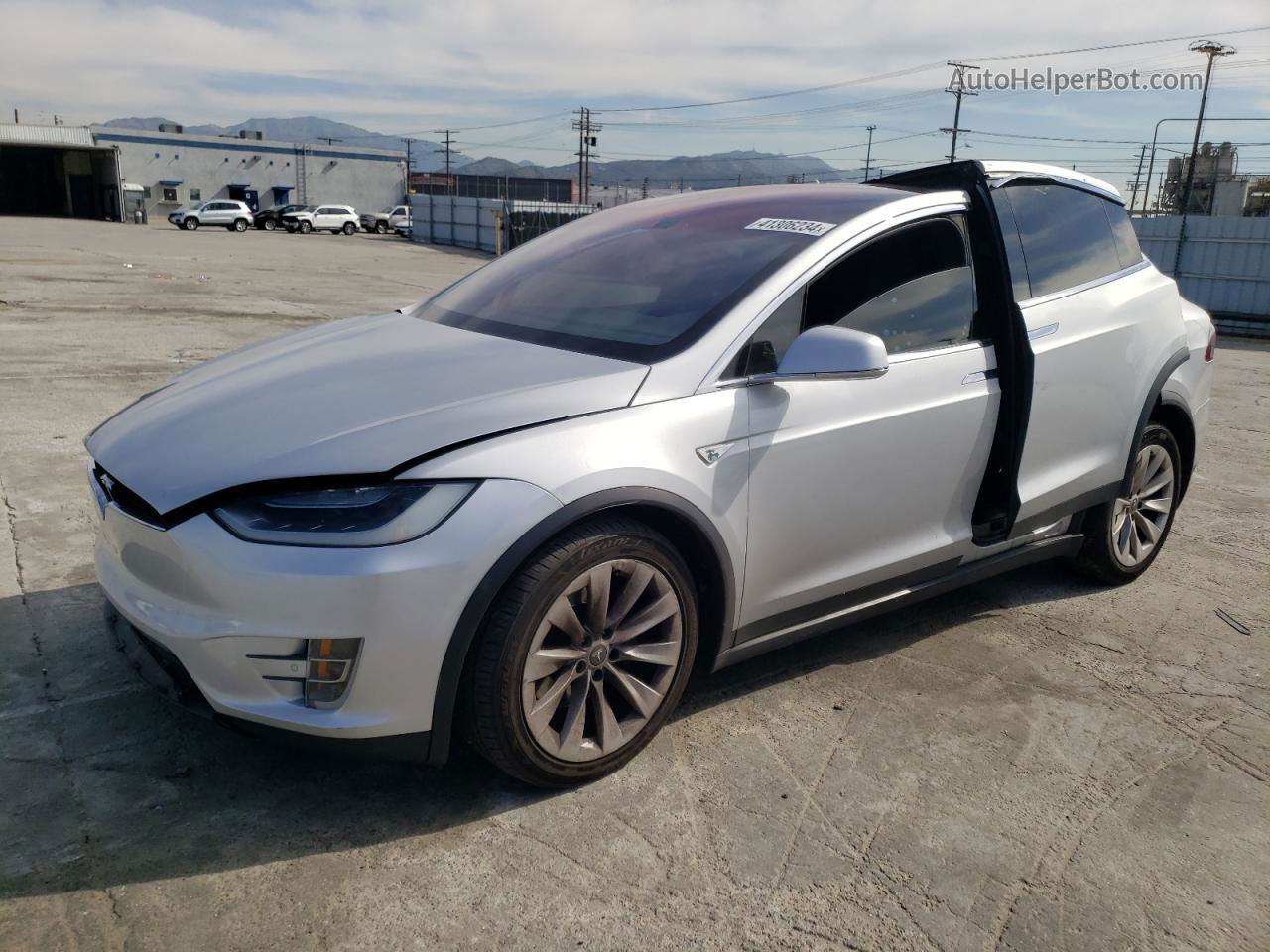 2016 Tesla Model X  Silver vin: 5YJXCBE21GF005778