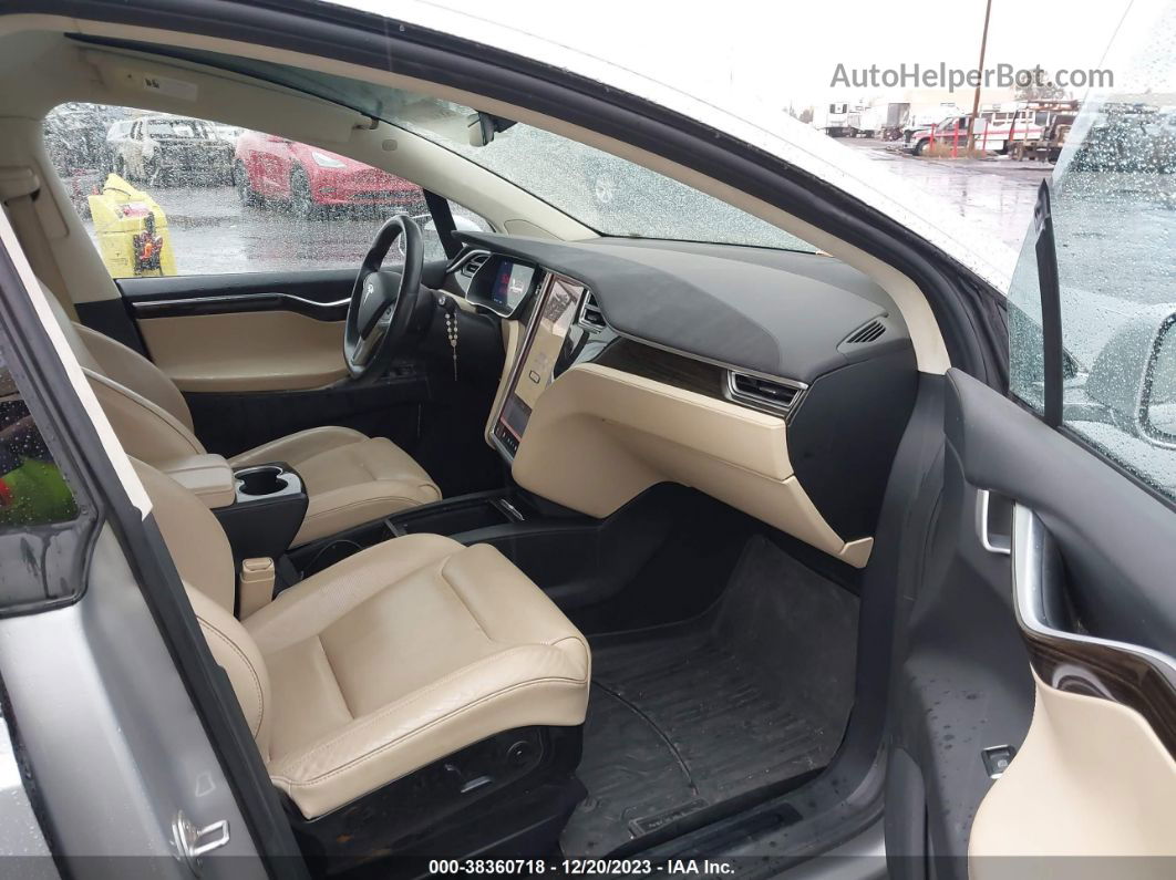 2016 Tesla Model X 60d/70d/75d/90d/p100d Серебряный vin: 5YJXCBE22GF002100