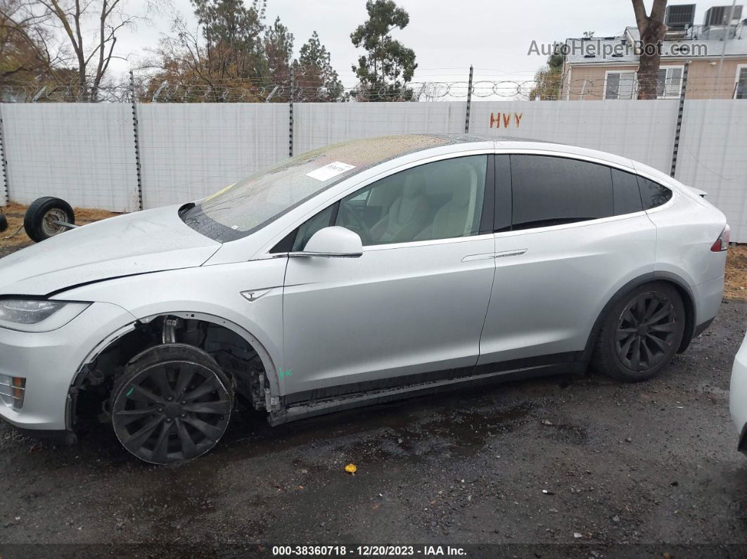 2016 Tesla Model X 60d/70d/75d/90d/p100d Silver vin: 5YJXCBE22GF002100