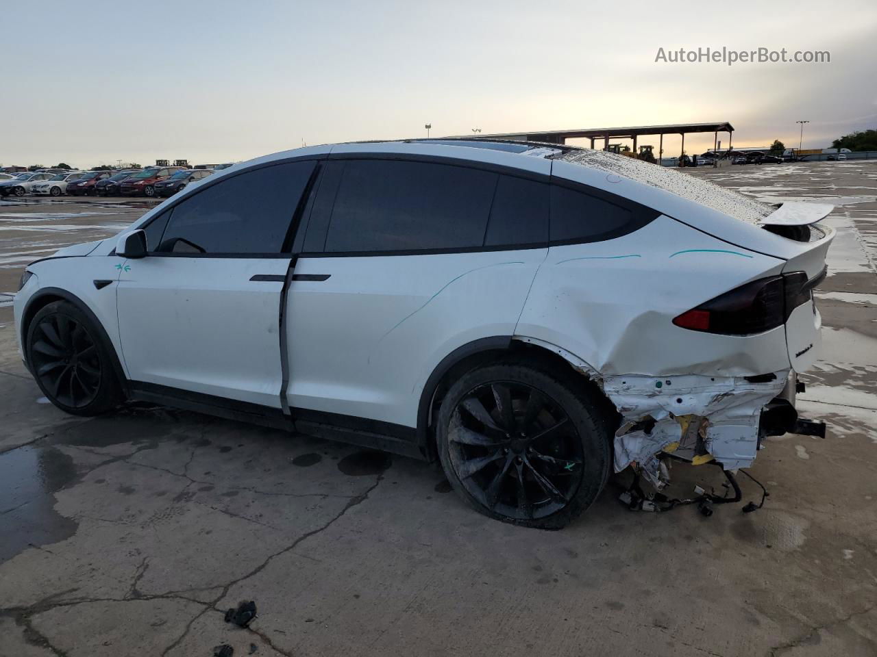 2019 Tesla Model X  White vin: 5YJXCBE22KF153186