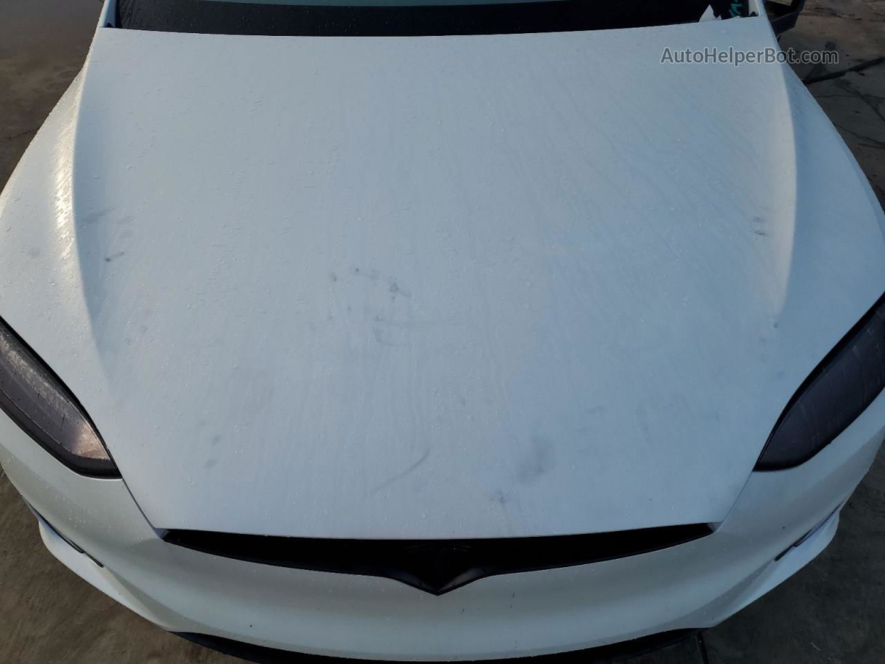2019 Tesla Model X  White vin: 5YJXCBE22KF153186