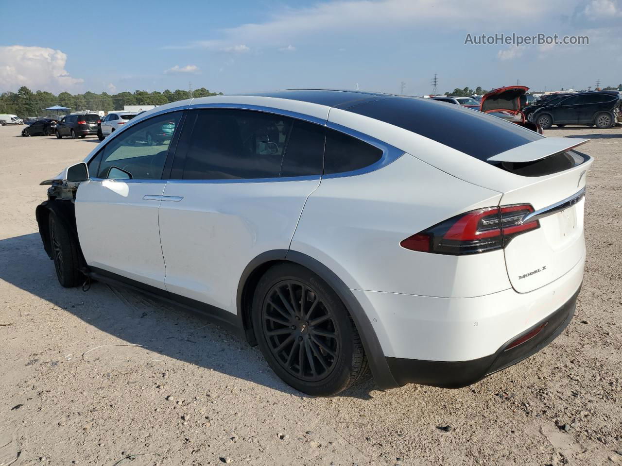 2016 Tesla Model X  White vin: 5YJXCBE24GF002146