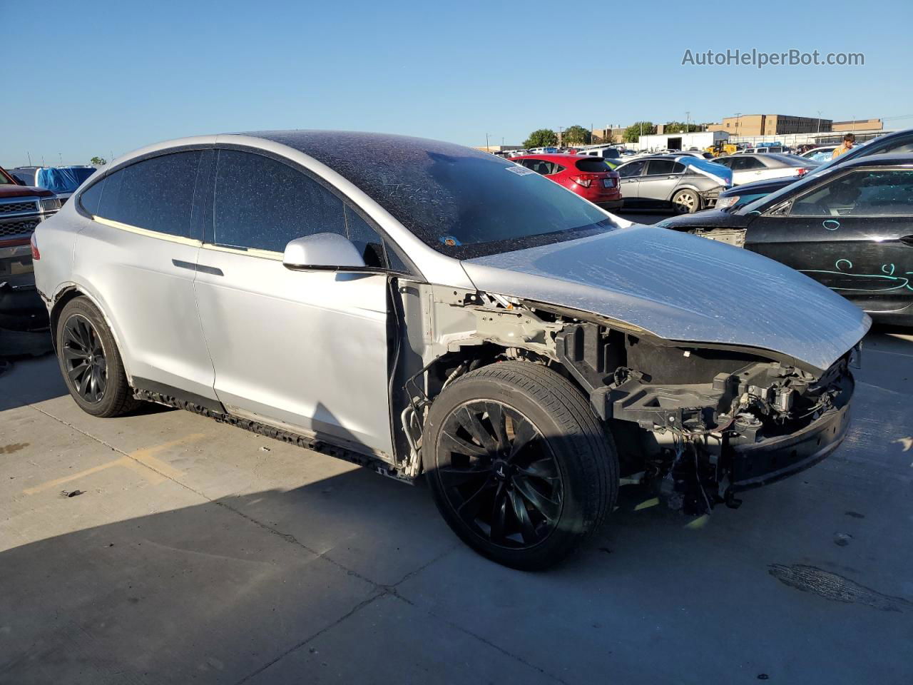 2016 Tesla Model X  Серебряный vin: 5YJXCBE24GF005466