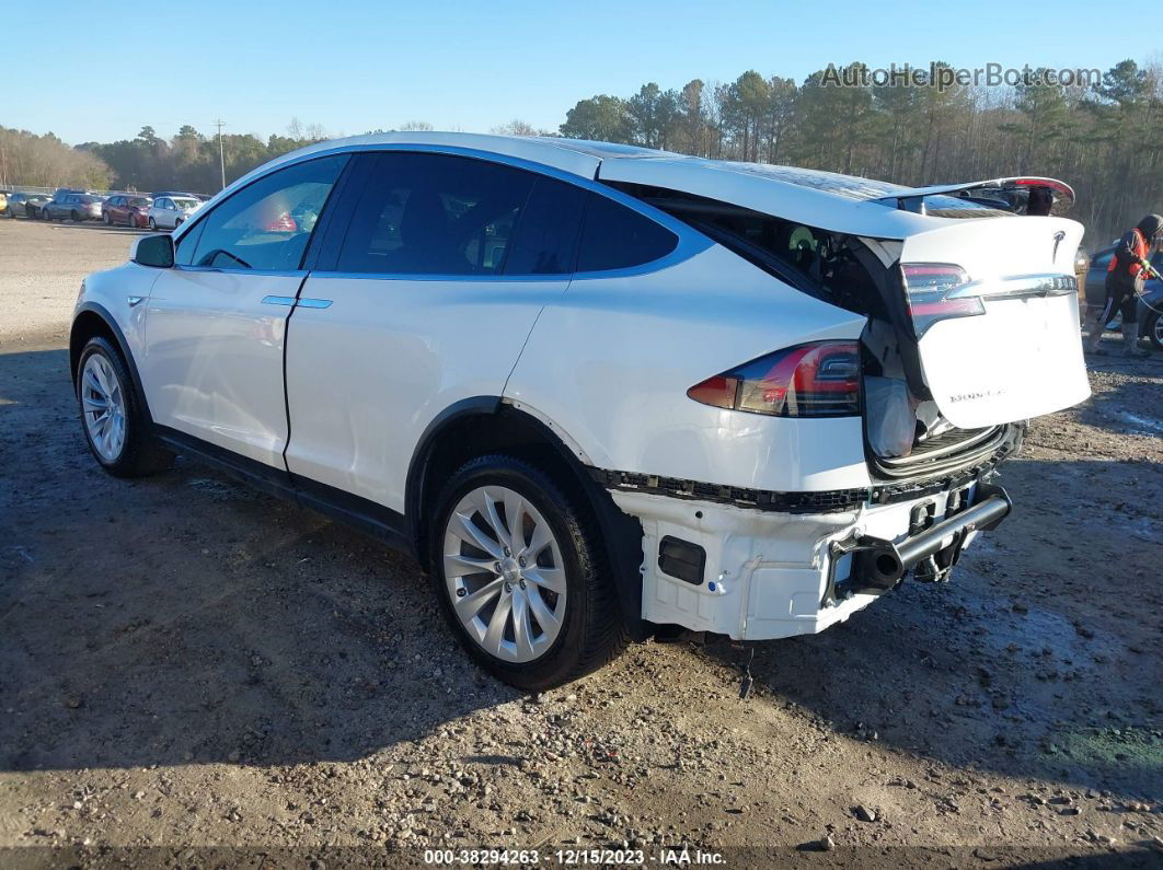 2016 Tesla Model X 60d/70d/75d/90d/p100d White vin: 5YJXCBE24GF008836