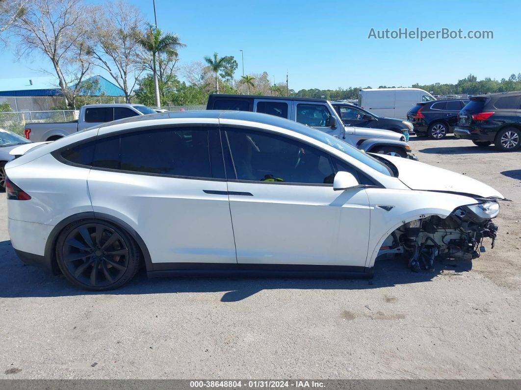 2016 Tesla Model X 60d/70d/75d/90d/p100d White vin: 5YJXCBE24GF013437