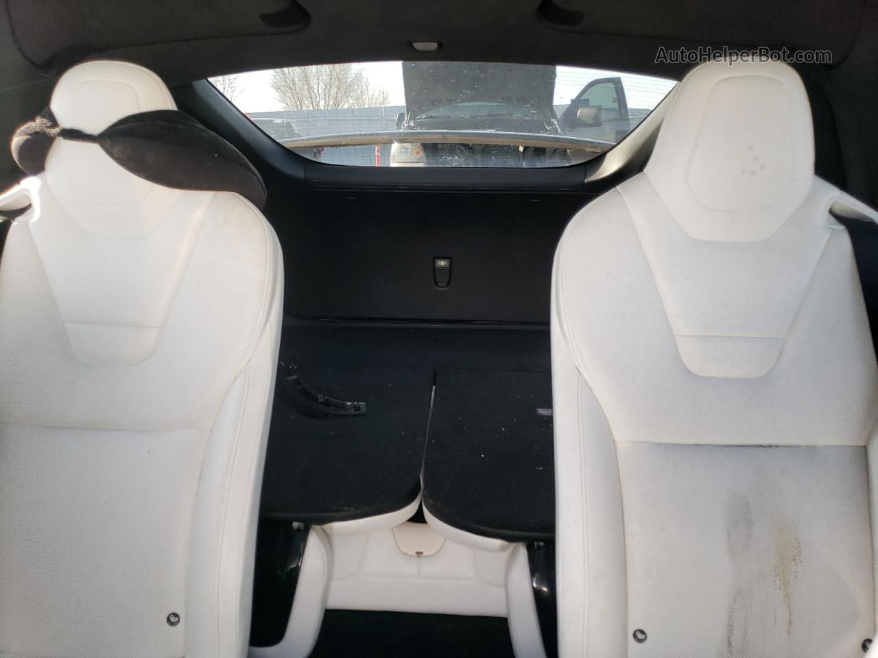 2016 Tesla Model X Белый vin: 5YJXCBE24GF014653