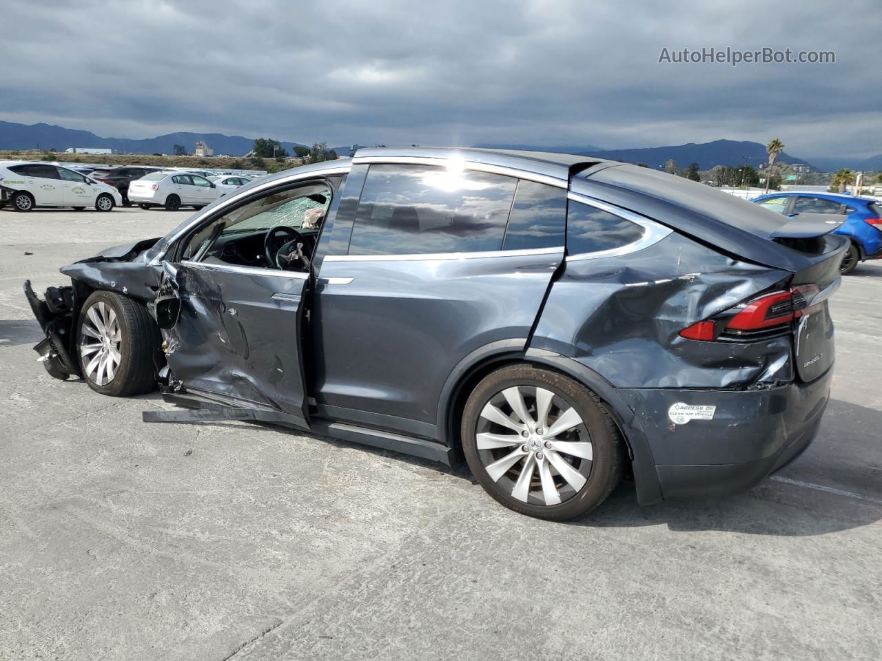 2016 Tesla Model X  Gray vin: 5YJXCBE24GF017682