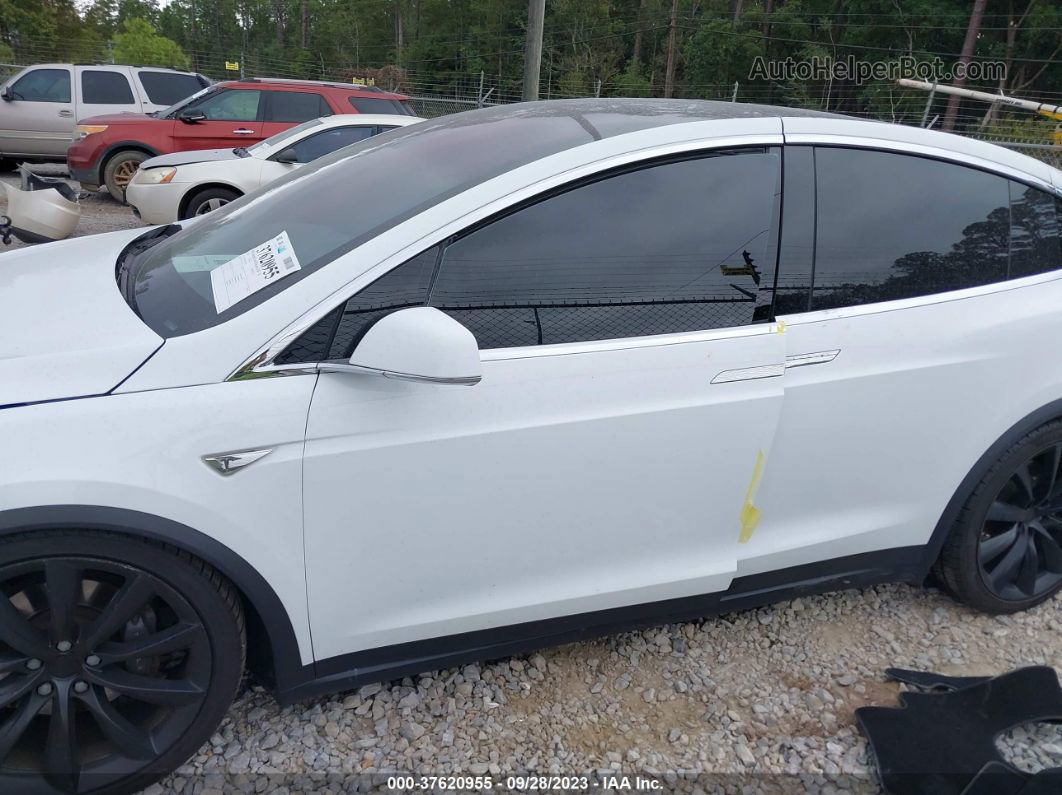 2016 Tesla Model X 70d/90d/75d/60d/p100d Белый vin: 5YJXCBE24GF020601