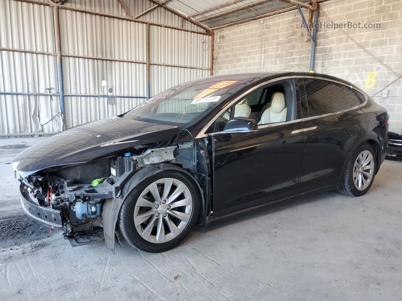 2016 Tesla Model X  Black vin: 5YJXCBE25GF005394