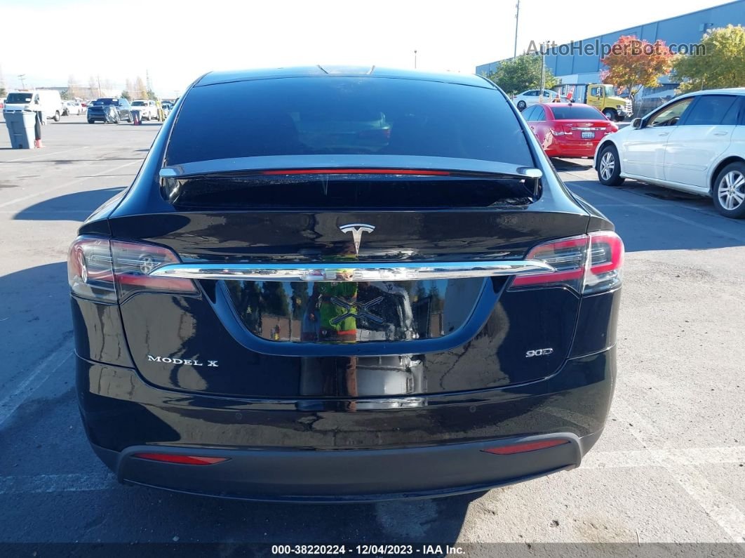 2016 Tesla Model X   Черный vin: 5YJXCBE25GF014743