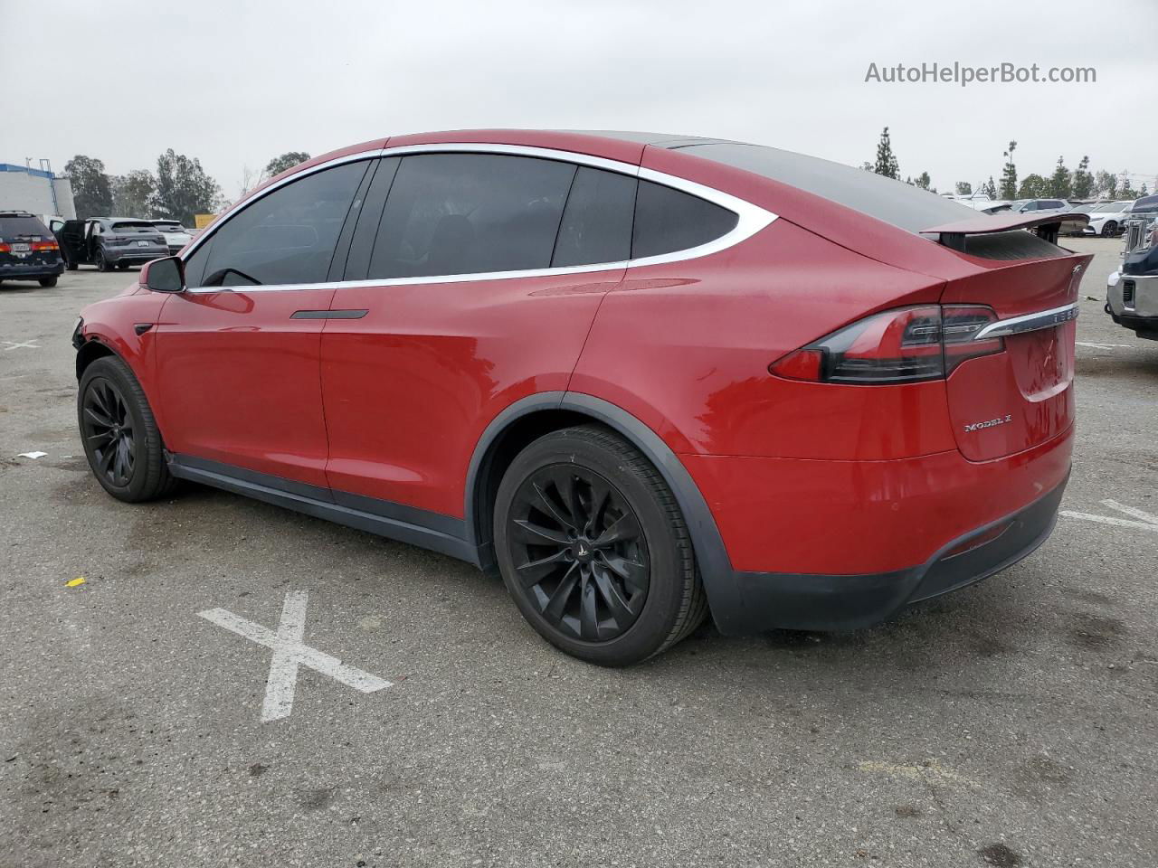 2018 Tesla Model X  Red vin: 5YJXCBE25JF104059