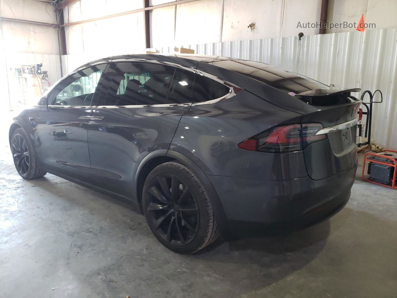 2019 Tesla Model X  Серый vin: 5YJXCBE25KF192970