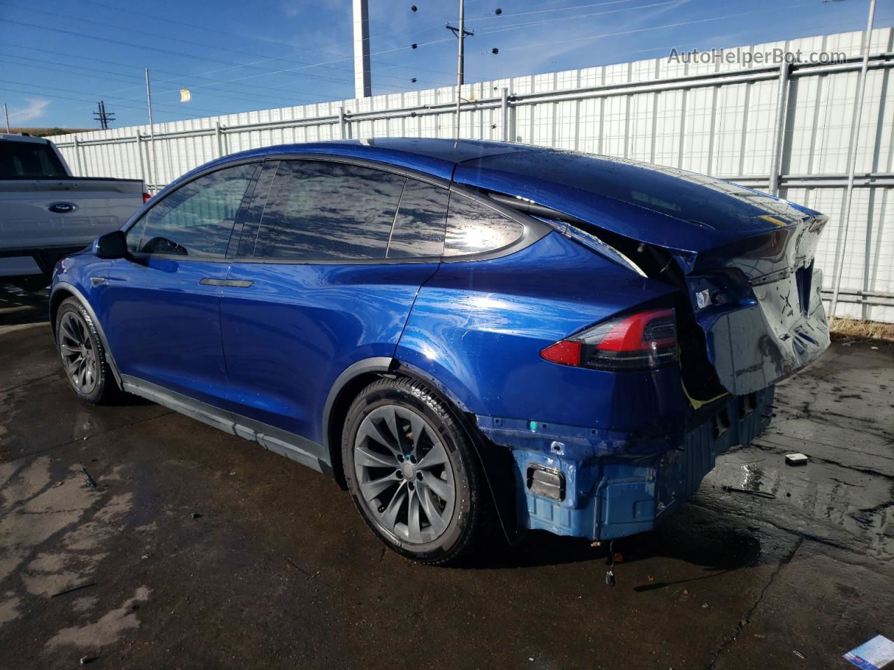 2016 Tesla Model X  Blue vin: 5YJXCBE26GF003380