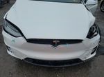 2016 Tesla Model X  Белый vin: 5YJXCBE26GF016257