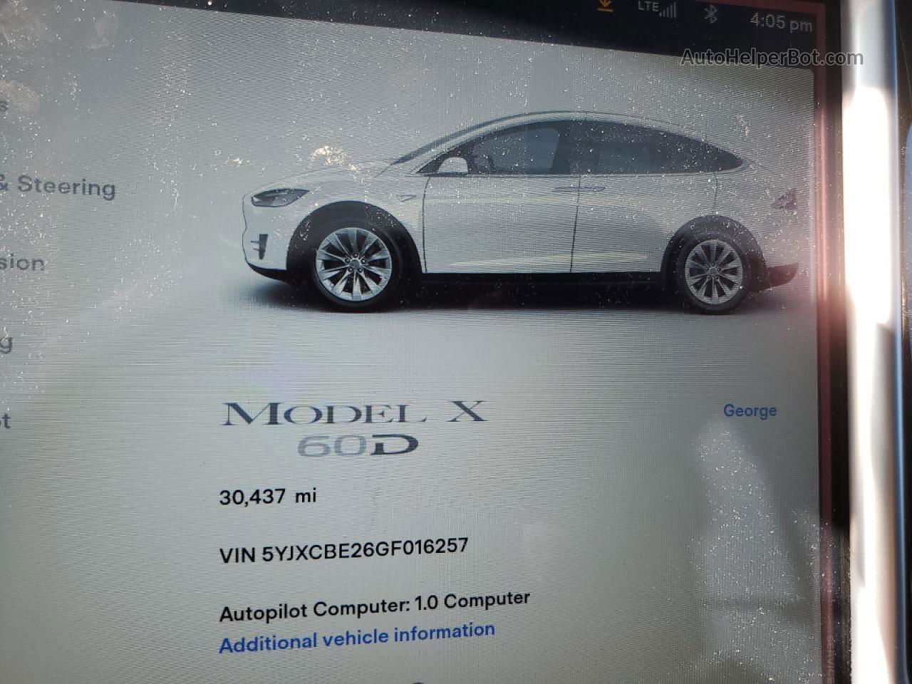 2016 Tesla Model X  Белый vin: 5YJXCBE26GF016257