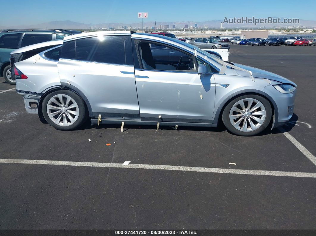 2016 Tesla Model X 70d/90d/75d/60d/p100d Silver vin: 5YJXCBE27GF019152