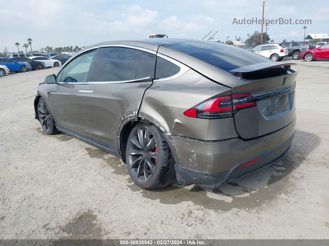 2016 Tesla Model X 60d/70d/75d/90d/p100d Коричневый vin: 5YJXCBE27GF024237