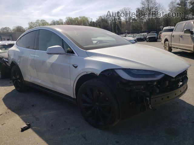 2018 Tesla Model X  White vin: 5YJXCBE27JF087538