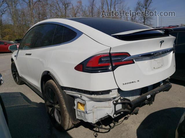 2018 Tesla Model X  Белый vin: 5YJXCBE27JF087538