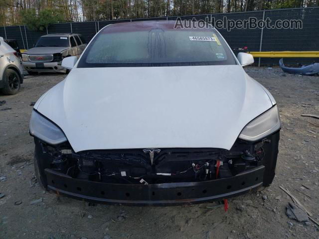 2018 Tesla Model X  White vin: 5YJXCBE27JF087538