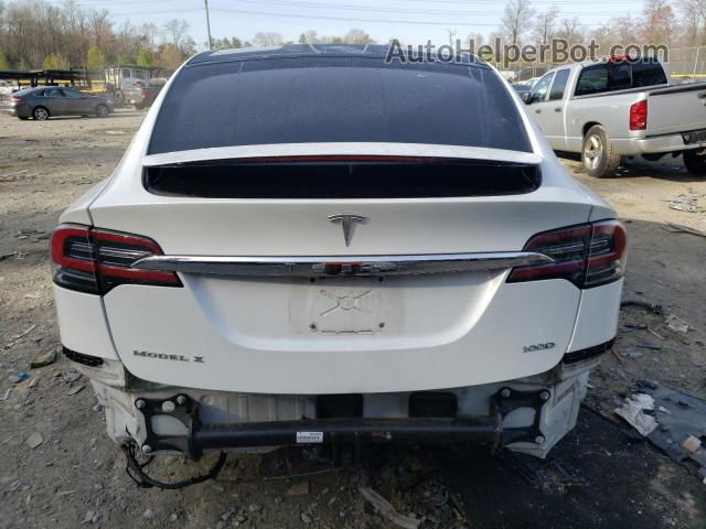 2018 Tesla Model X  Белый vin: 5YJXCBE27JF087538