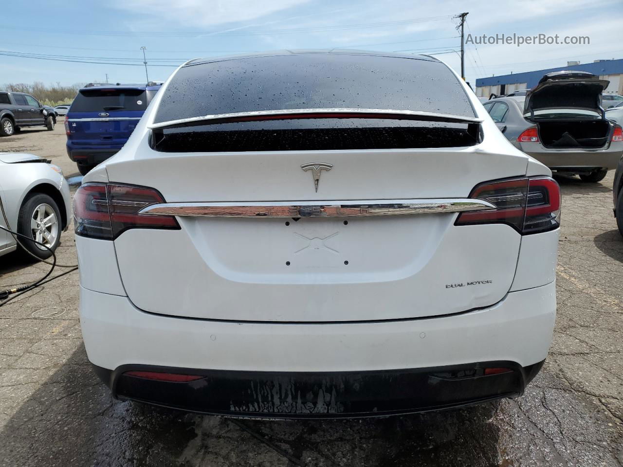 2020 Tesla Model X  Белый vin: 5YJXCBE28LF280154