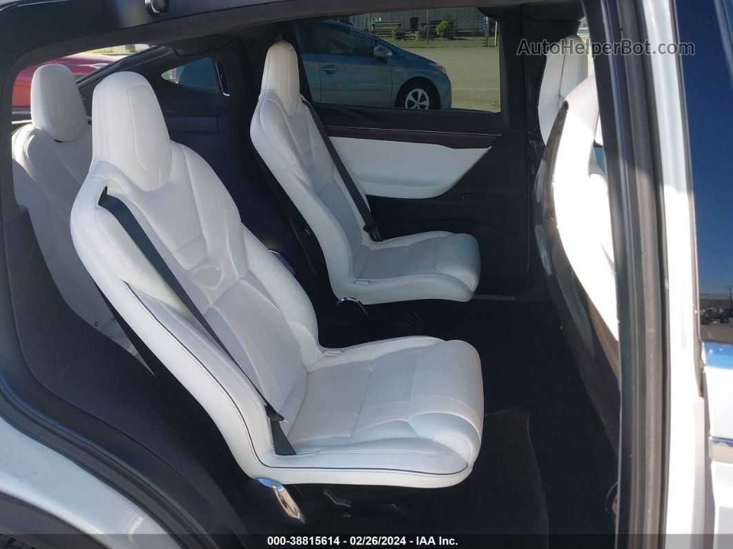 2016 Tesla Model X 60d/70d/75d/90d/p100d White vin: 5YJXCBE29GF002451