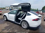 2016 Tesla Model X 60d/70d/75d/90d/p100d White vin: 5YJXCBE29GF034235