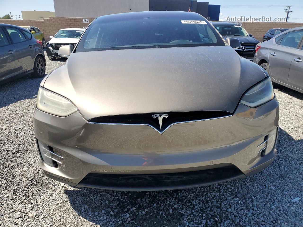 2016 Tesla Model X  Brown vin: 5YJXCBE2XGF001986