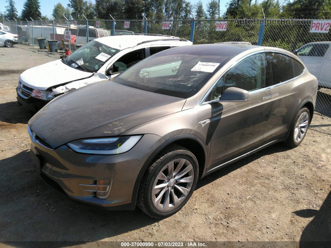 2016 Tesla Model X 70d/90d/75d/60d/p100d Beige vin: 5YJXCBE2XGF003995