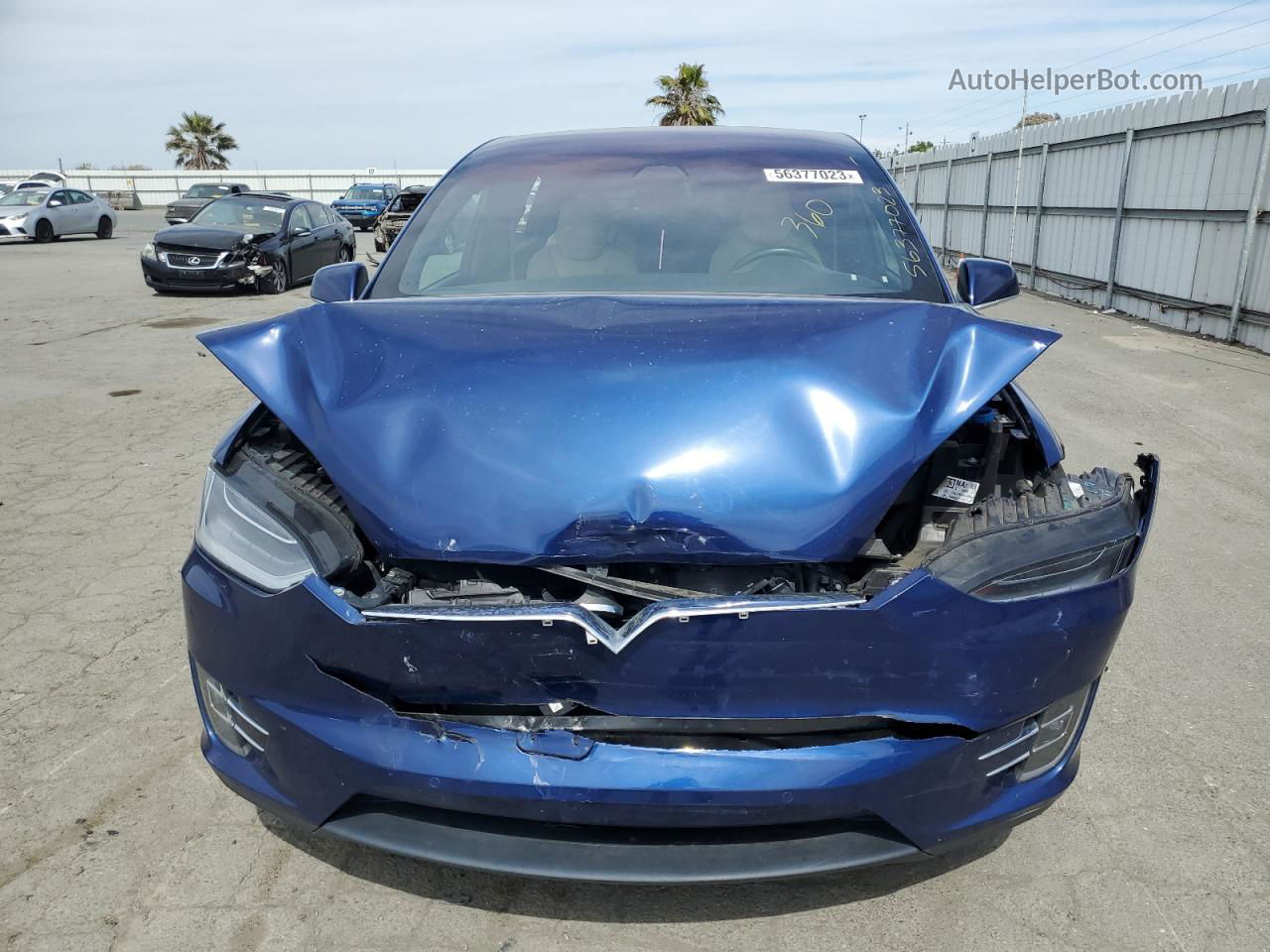 2016 Tesla Model X  Синий vin: 5YJXCBE2XGF028945