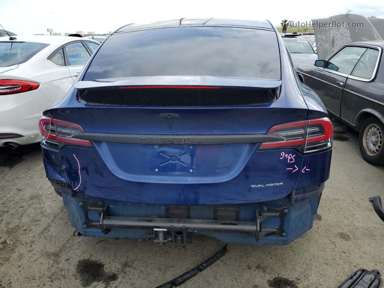 2019 Tesla Model X  Синий vin: 5YJXCBE2XKF192723