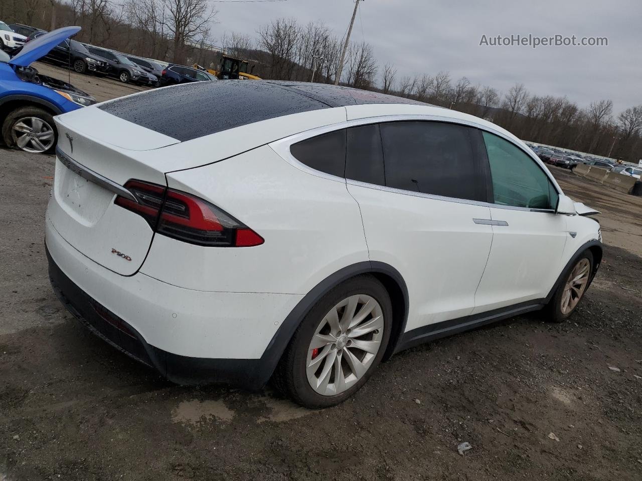 2016 Tesla Model X  White vin: 5YJXCBE40GF019804