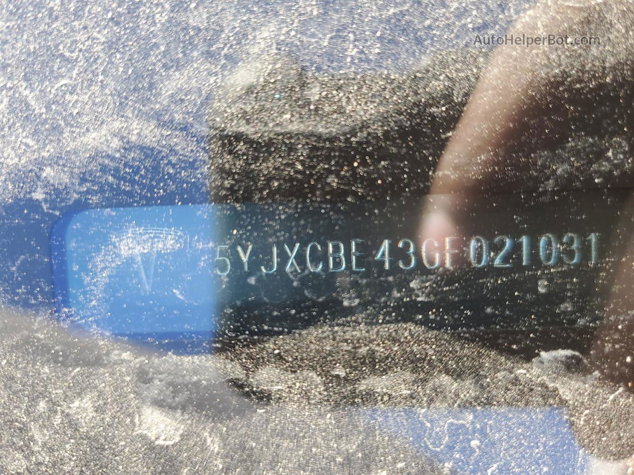 2016 Tesla Model X  Black vin: 5YJXCBE43GF021031