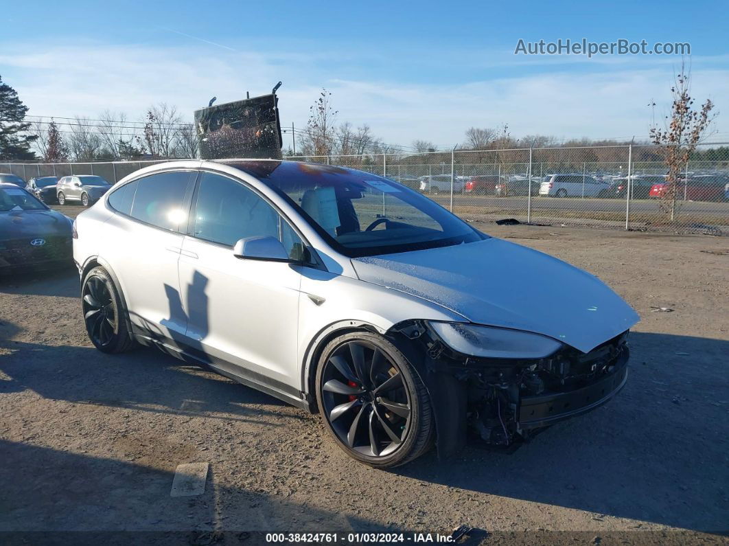 2016 Tesla Model X 75d/p100d/p90d Silver vin: 5YJXCBE43GF019571