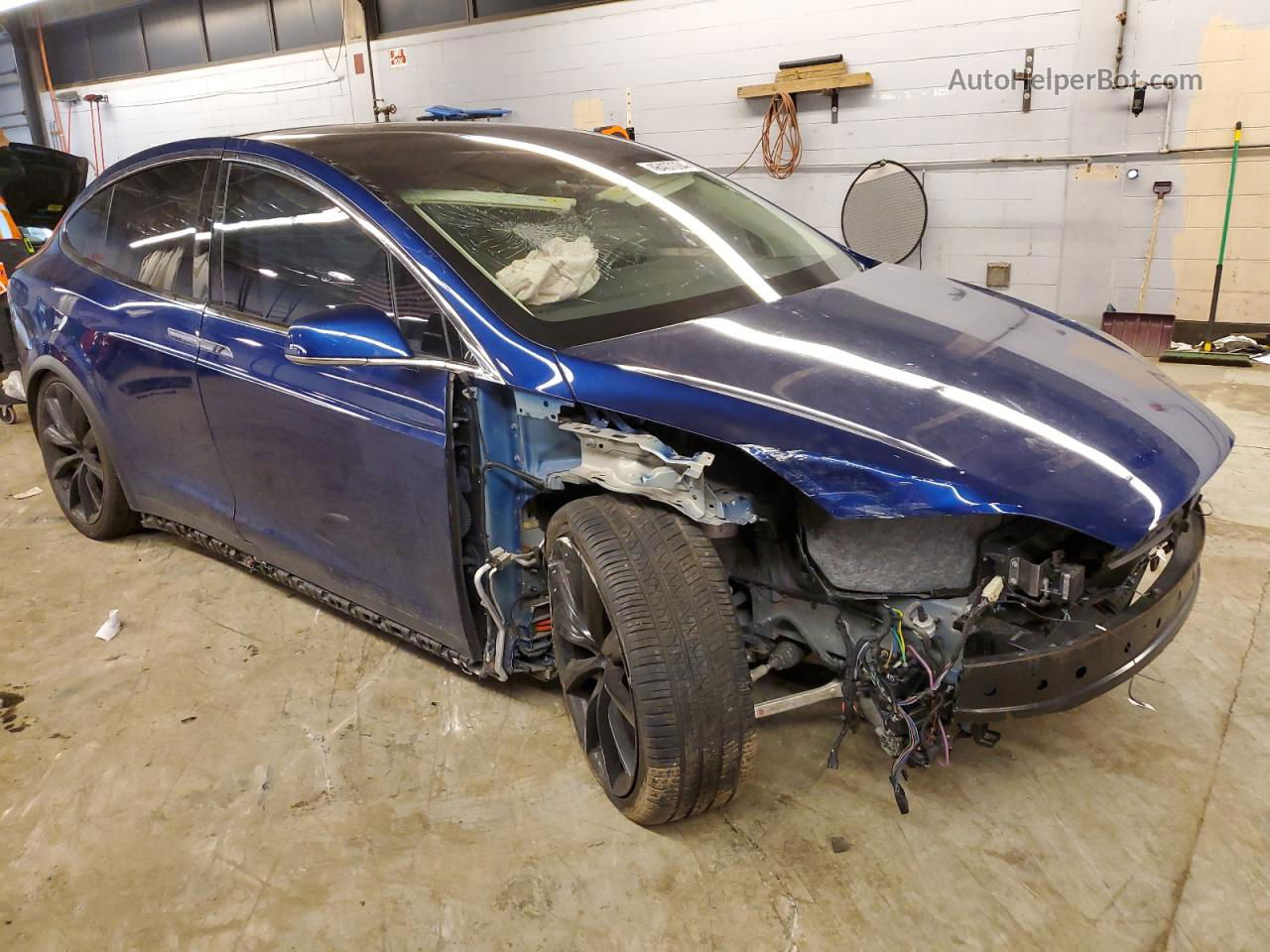 2016 Tesla Model X  Blue vin: 5YJXCBE45GF011357