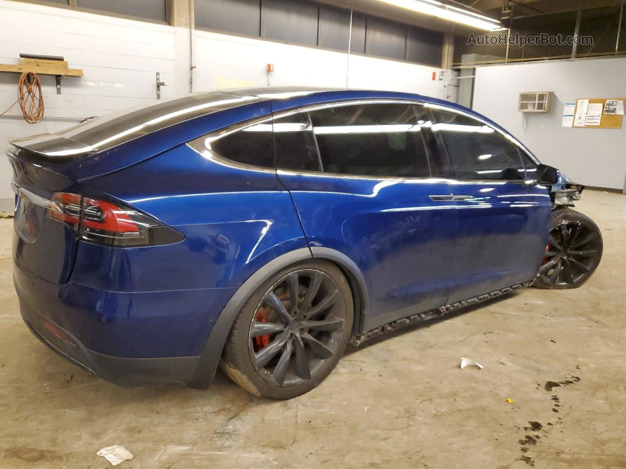 2016 Tesla Model X  Синий vin: 5YJXCBE45GF011357