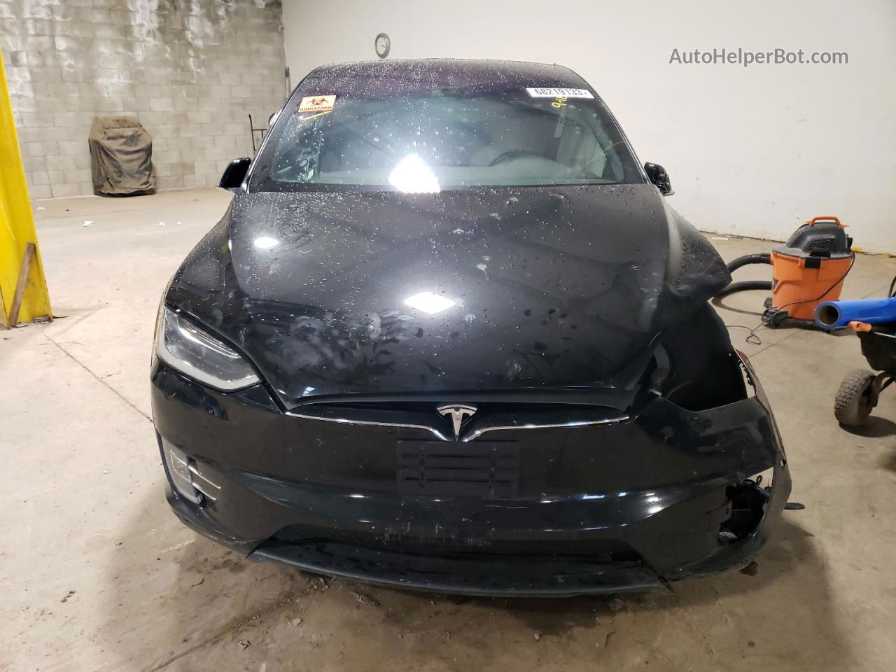 2016 Tesla Model X  Black vin: 5YJXCBE46GF000190