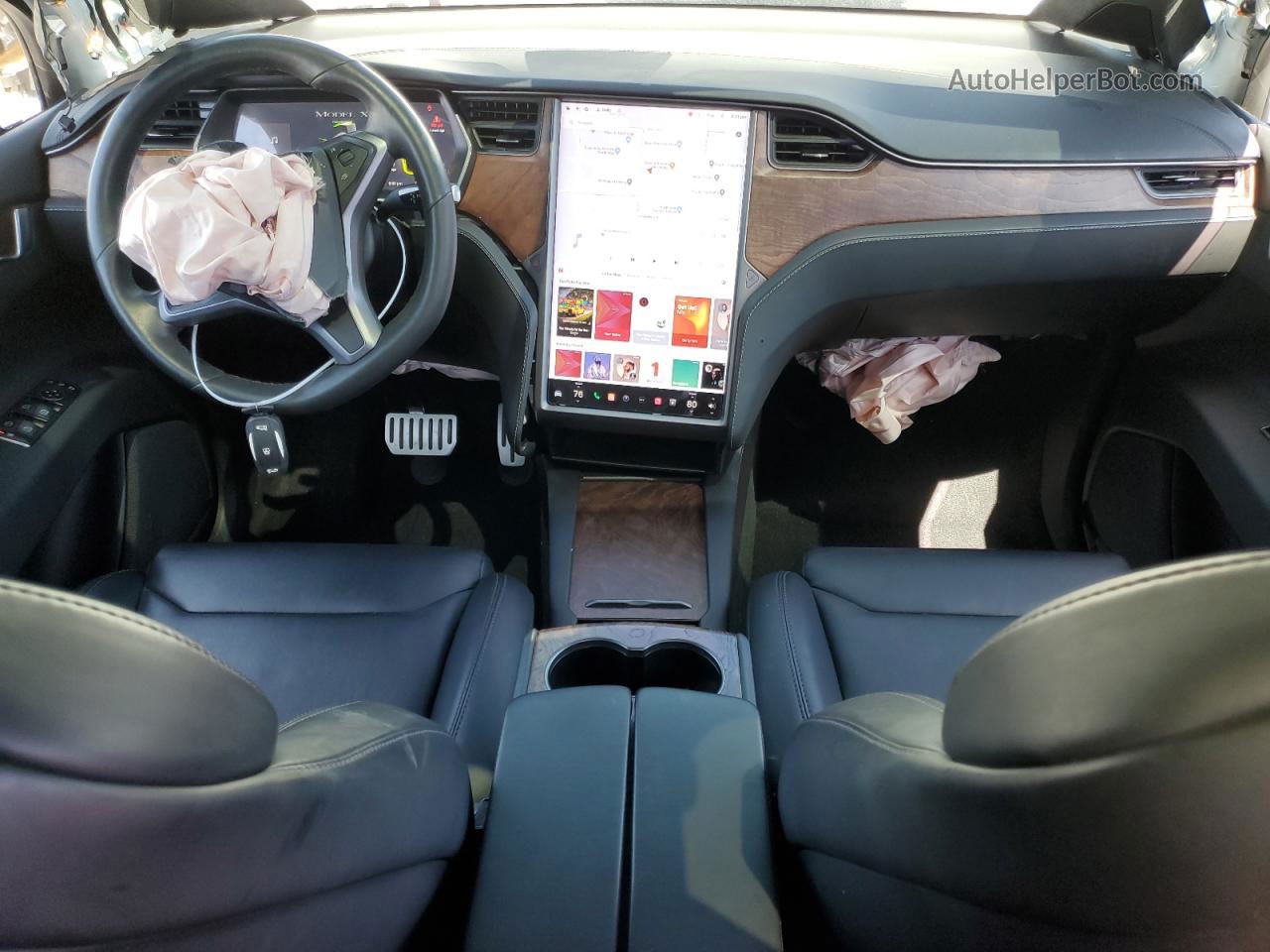 2019 Tesla Model X  White vin: 5YJXCBE49KF188700