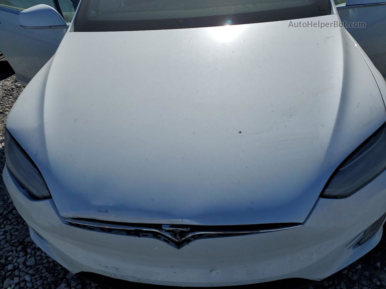 2020 Tesla Model X  White vin: 5YJXCDE20LF249217