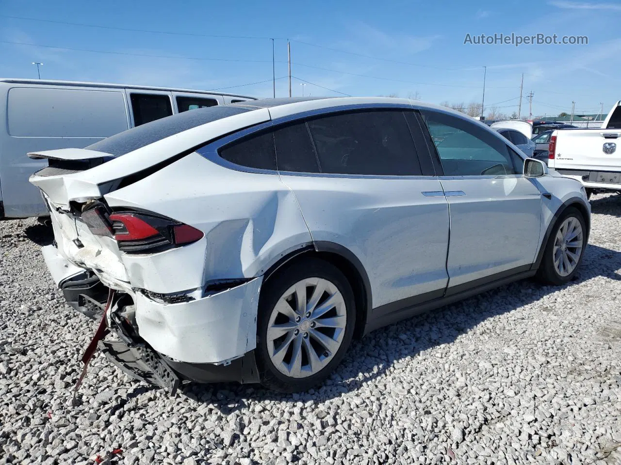 2020 Tesla Model X  White vin: 5YJXCDE20LF249217