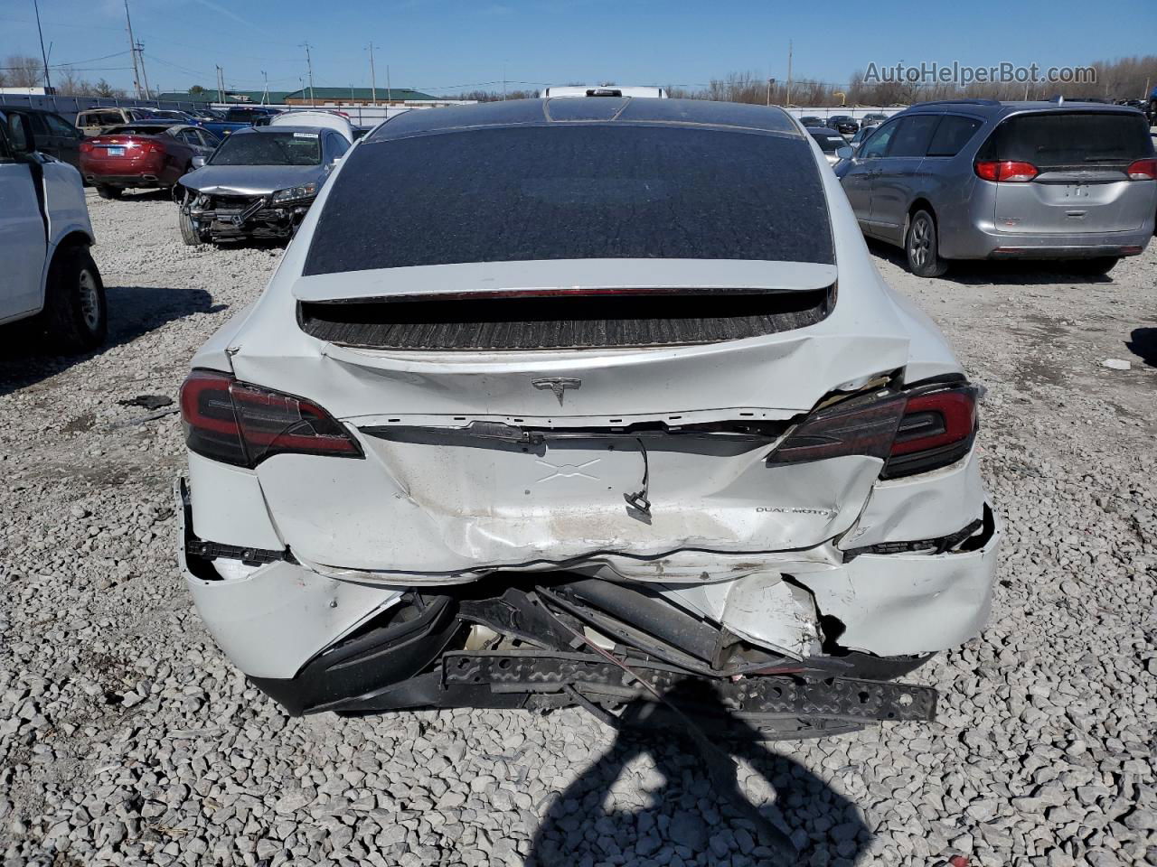 2020 Tesla Model X  White vin: 5YJXCDE20LF249217