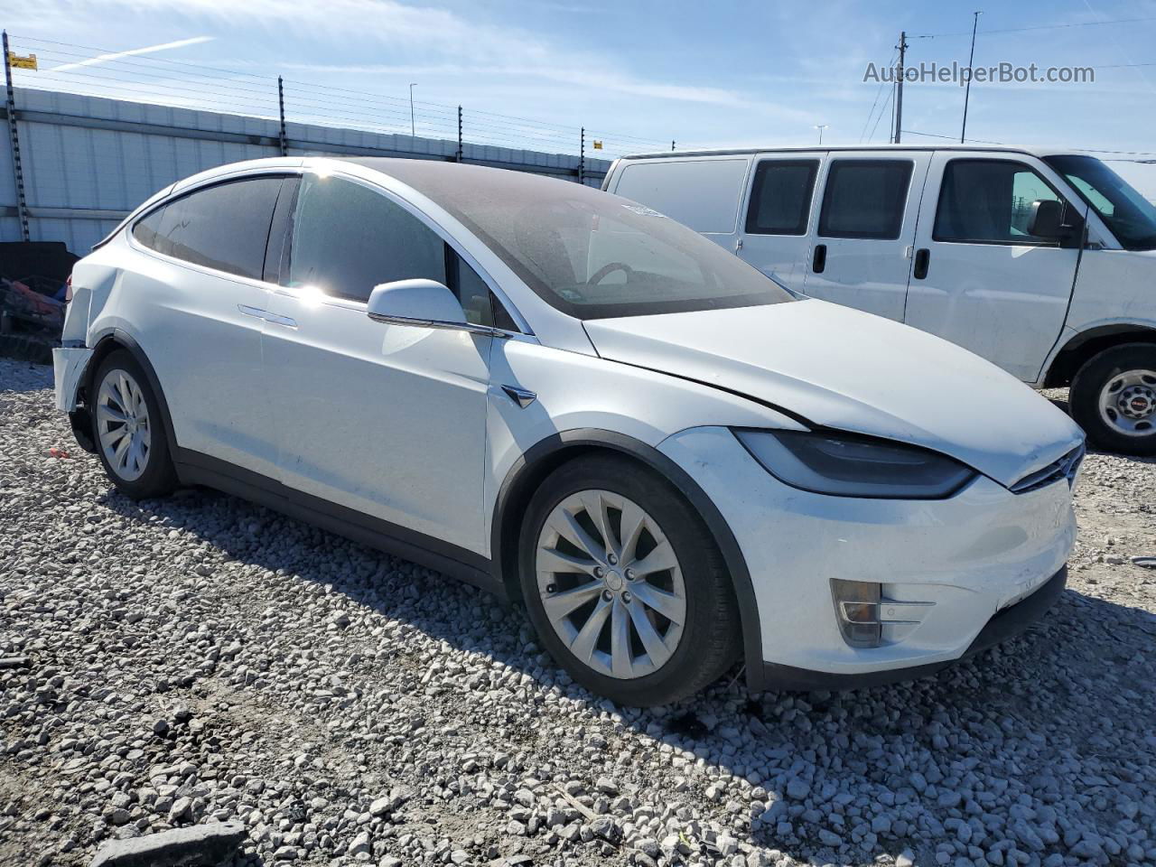 2020 Tesla Model X  White vin: 5YJXCDE20LF249217