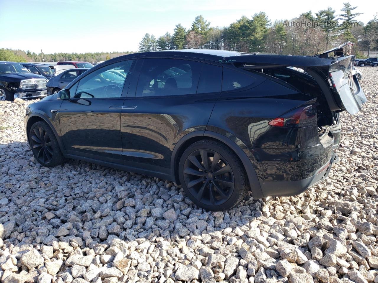 2020 Tesla Model X  Черный vin: 5YJXCDE21LF306153