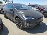 2018 Tesla Model X  Silver vin: 5YJXCDE22JF113328