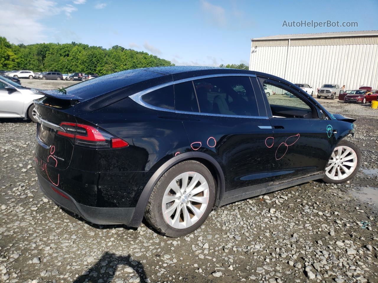 2019 Tesla Model X  Черный vin: 5YJXCDE22KF192775
