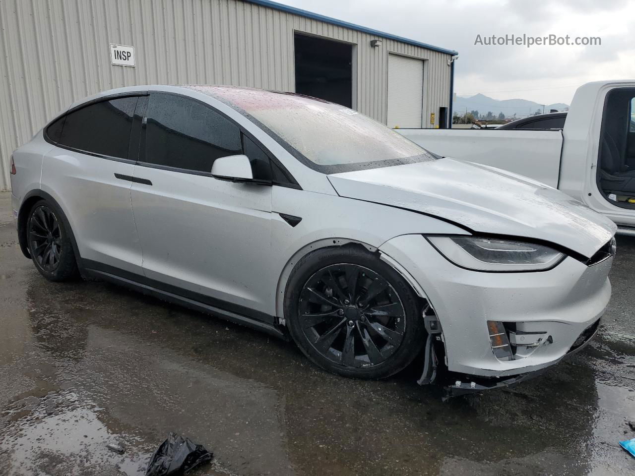 2018 Tesla Model X Gray vin: 5YJXCDE23JF121311